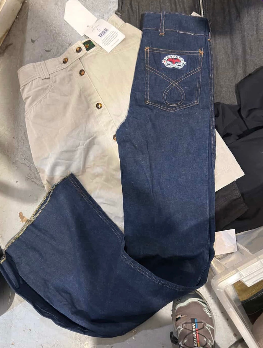 Bootcut dark wash jean